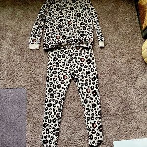 Stars Above Women’s Sleepwear Set Size Medium